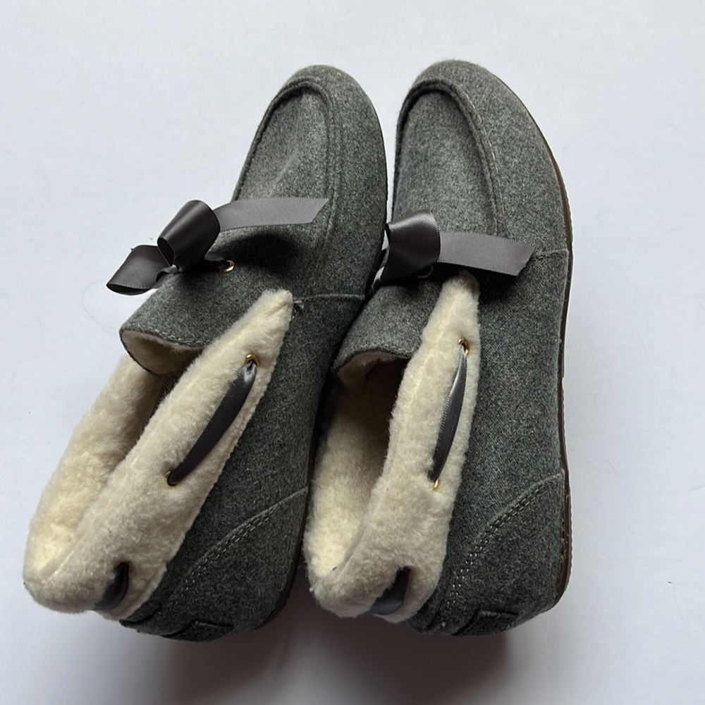 Vionic Women’s Haven Shirley Slippers Size 6 - Picture 2 of 6